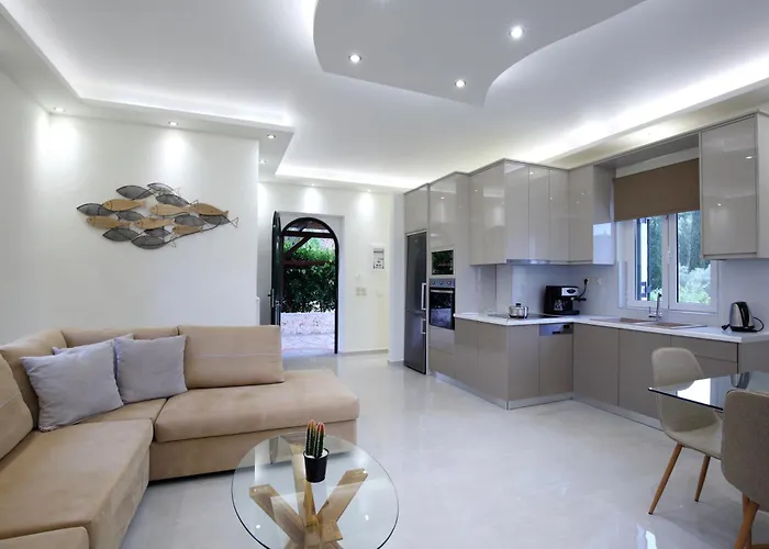Goudis Villa *
