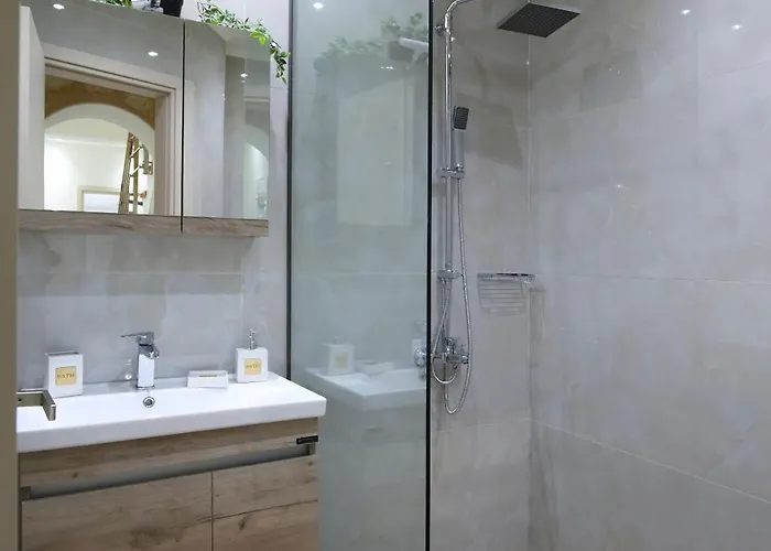 Goudis Tsoukaládhes