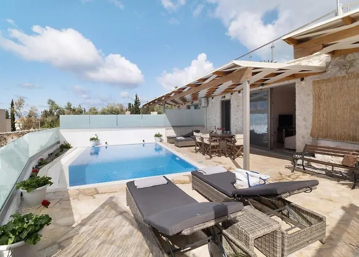 Goudis Villa Tsoukaládhes