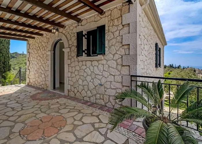 Goudis Villa *
