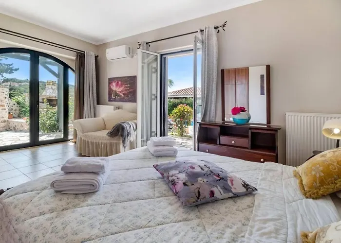 Goudis Tsoukaládhes